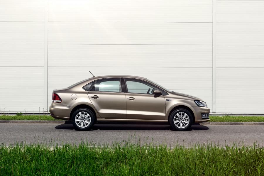  Volkswagen Polo Sedan 2015 года  (фото 9 из 30)